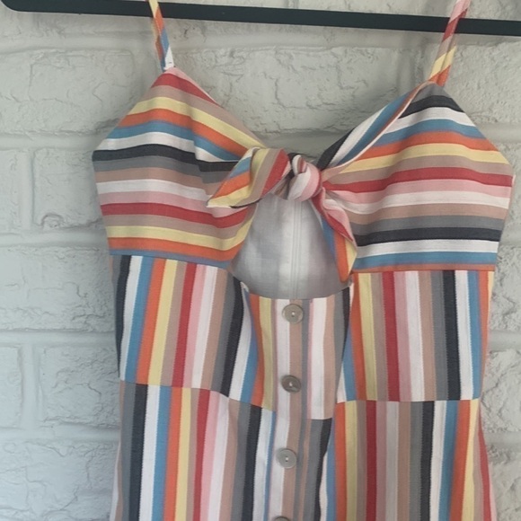 Lovers and Friends Keyhole Front Tie Mini Dress Size Small - Picture 4 of 7